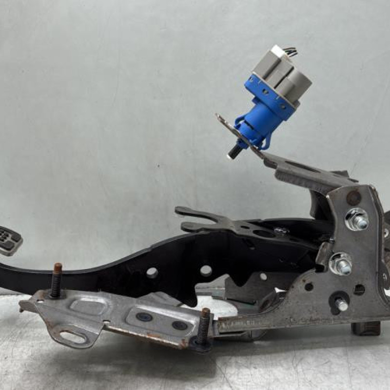 Pedale de frein FORD FIESTA 7 Photo n°4