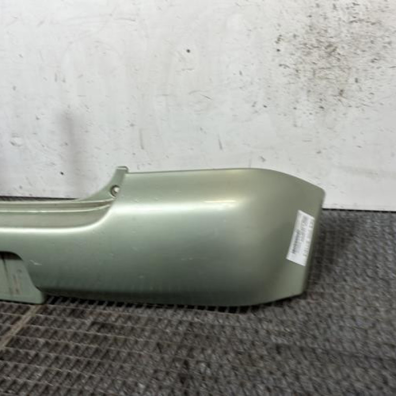 Pare choc arriere TOYOTA YARIS 1 Photo n°3