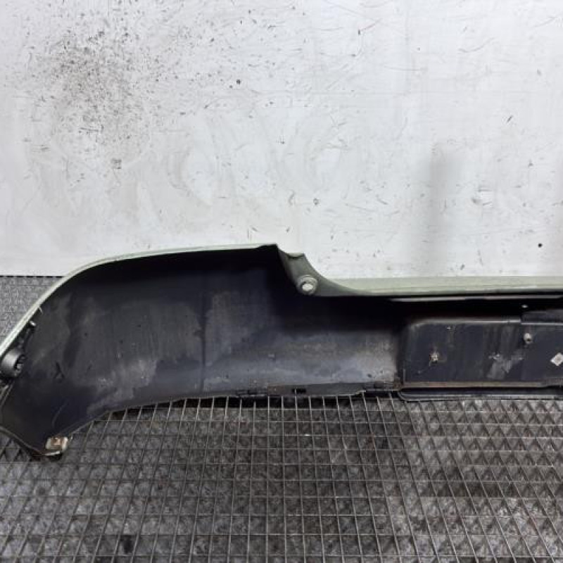 Pare choc arriere TOYOTA YARIS 1 Photo n°6