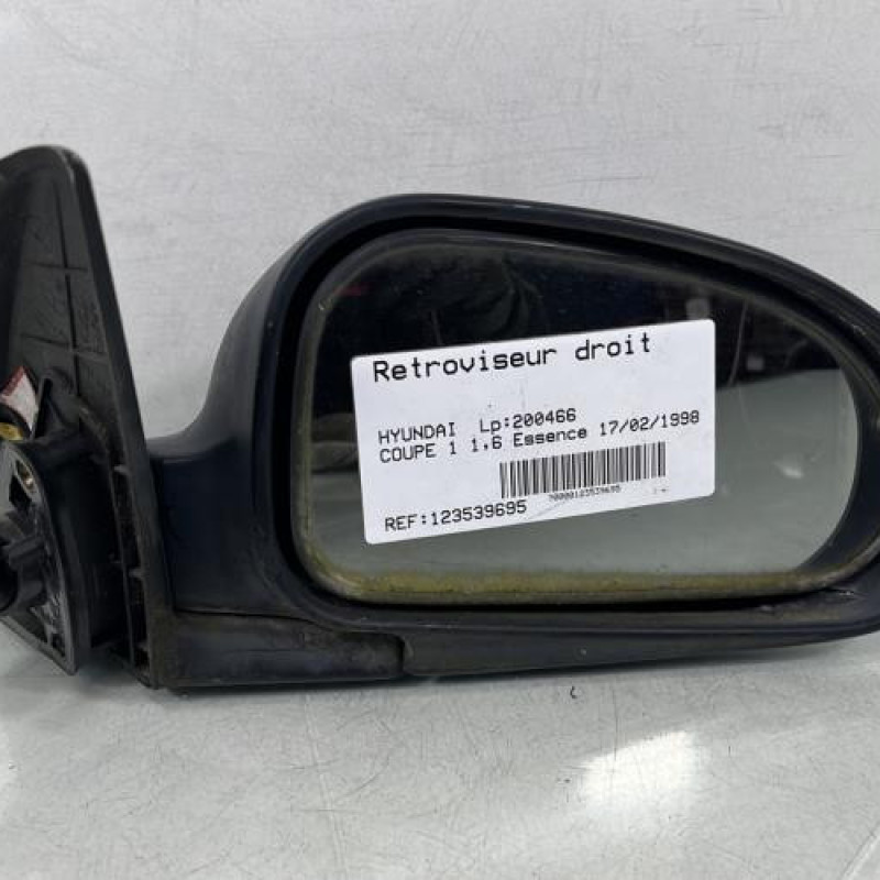 Retroviseur droit HYUNDAI COUPE 1 Photo n°1