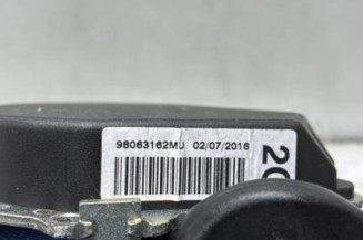 Ceinture arriere gauche PEUGEOT 208 1