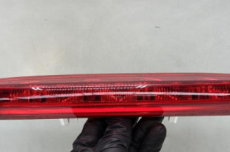 Feu arriere stop central PEUGEOT 208 1 Photo n°1