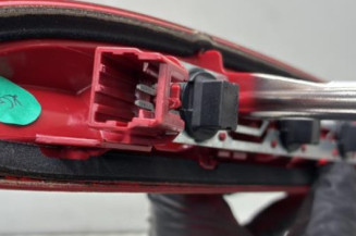 Feu arriere stop central PEUGEOT 208 1