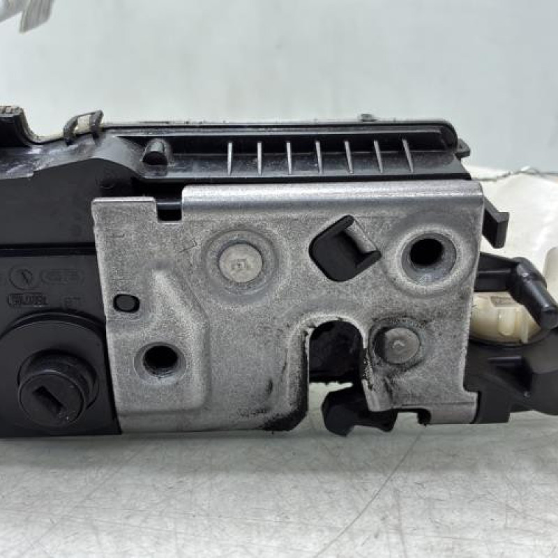 Serrure avant gauche PEUGEOT 208 1 Photo n°4