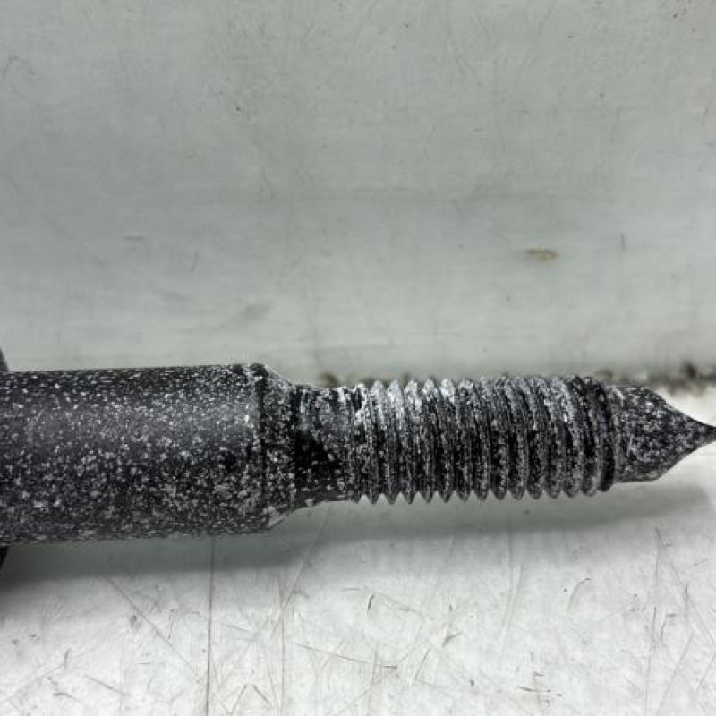 Crochet de remorquage PEUGEOT 208 1 Photo n°4