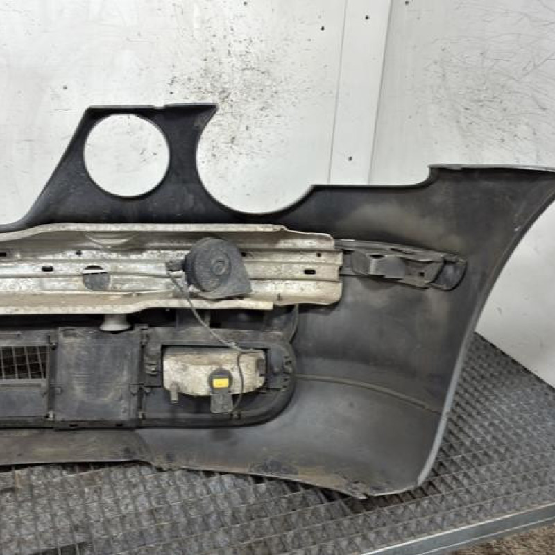 Pare choc avant BMW SERIE 3 E46 Photo n°4