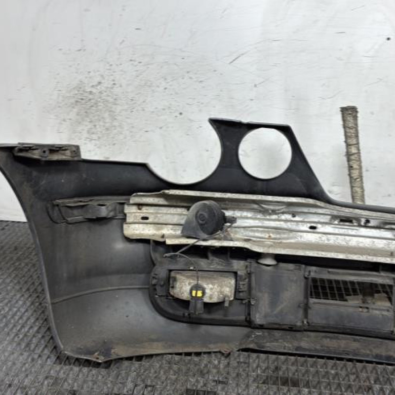 Pare choc avant BMW SERIE 3 E46 Photo n°6