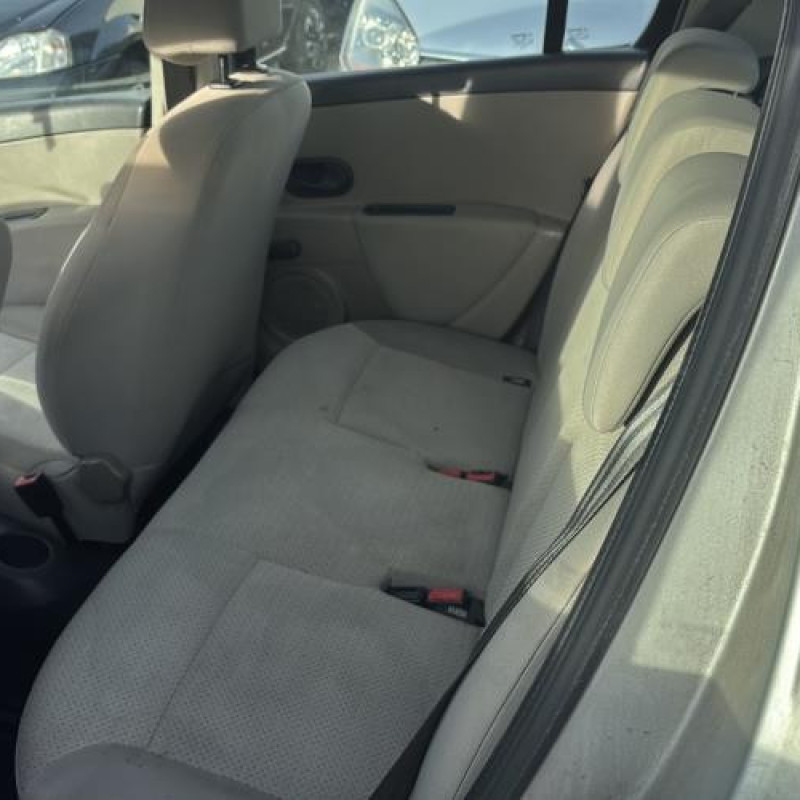 Porte avant gauche RENAULT CLIO 3 Photo n°18