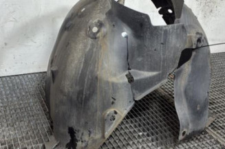 Pare boue avant gauche RENAULT CLIO 3