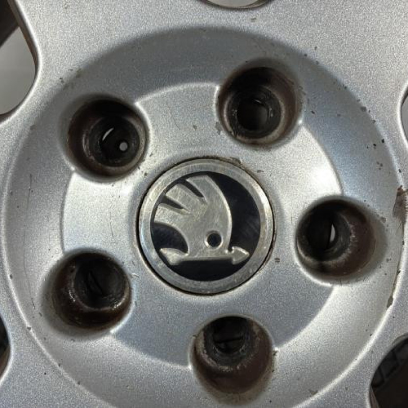 Jante SKODA OCTAVIA 2 Photo n°2