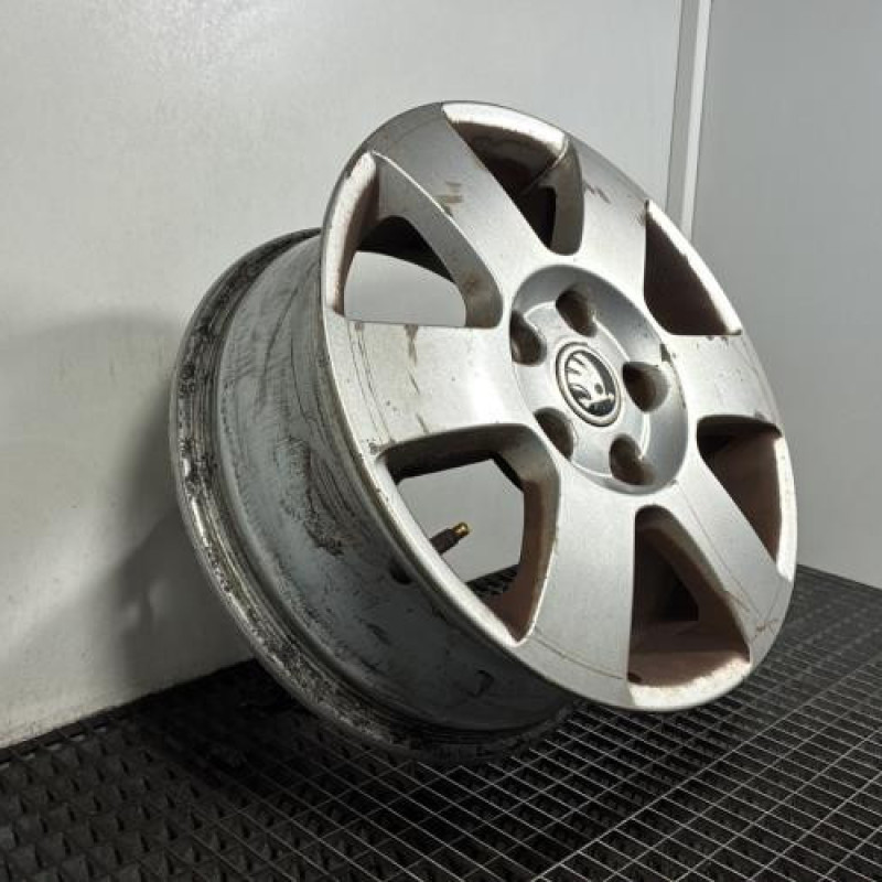 Jante SKODA OCTAVIA 2 Photo n°4