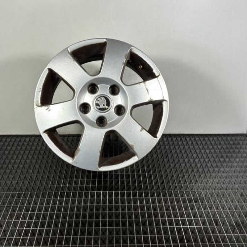 Jante SKODA OCTAVIA 2 Photo n°1