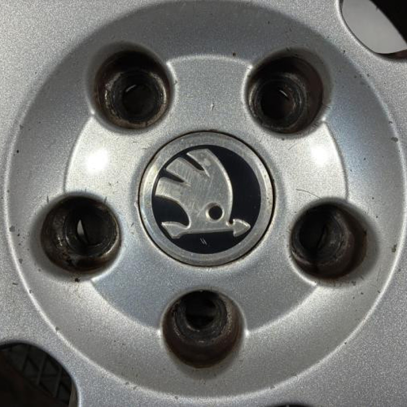 Jante SKODA OCTAVIA 2 Photo n°2