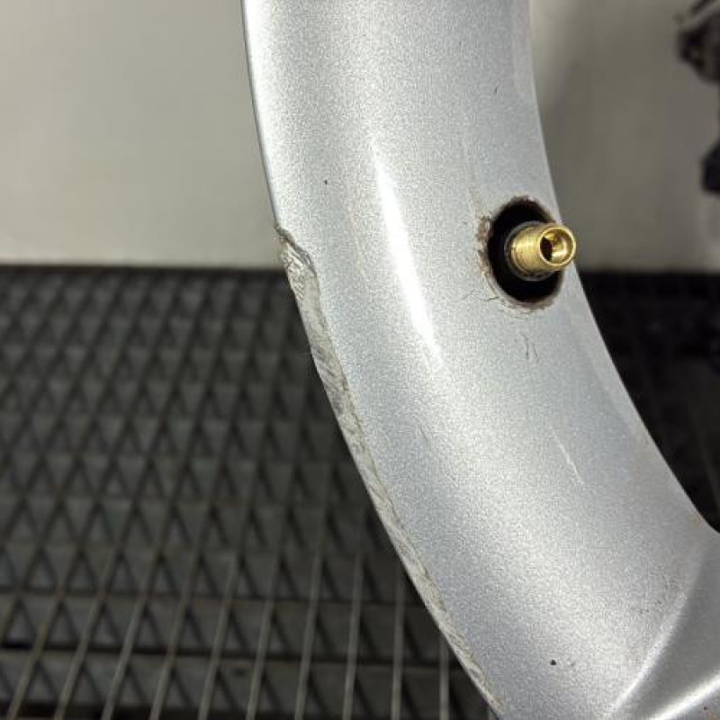 Jante BMW SERIE 3 E90 Photo n°4