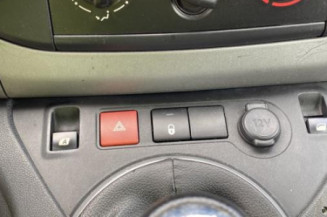 Vase de lave glace PEUGEOT PARTNER 2