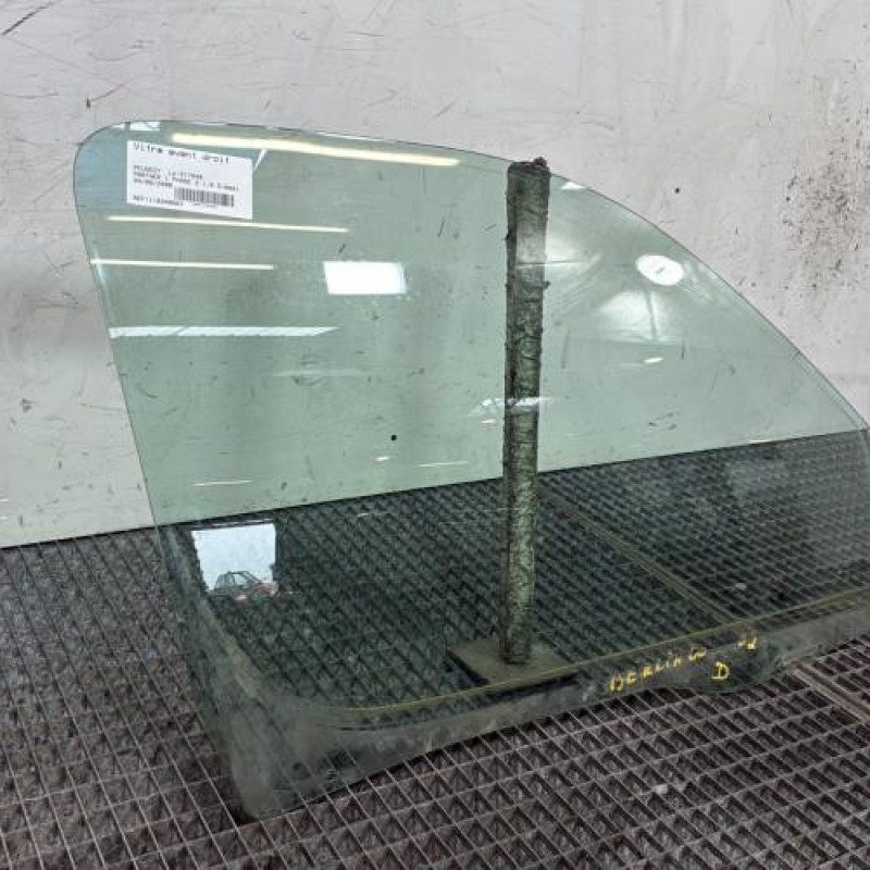 Vitre avant droit PEUGEOT PARTNER 1 Photo n°3