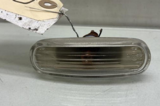 Repetiteur clignotant avant gauche (Feux) PEUGEOT BIPPER Photo n°1