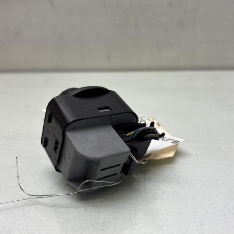 Commande retroviseurs PEUGEOT BIPPER Photo n°3