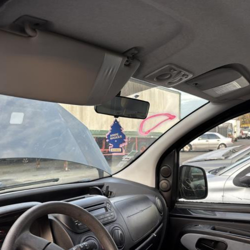 Pare soleil droit PEUGEOT BIPPER Photo n°15