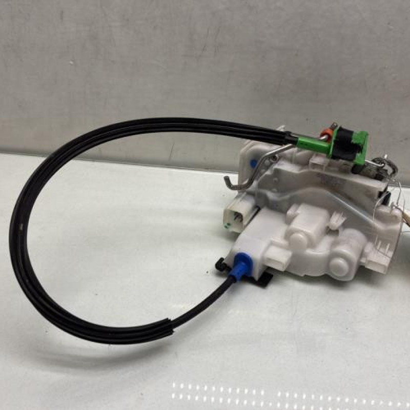 Serrure avant gauche PEUGEOT BIPPER Photo n°2