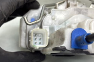 Serrure avant gauche PEUGEOT BIPPER