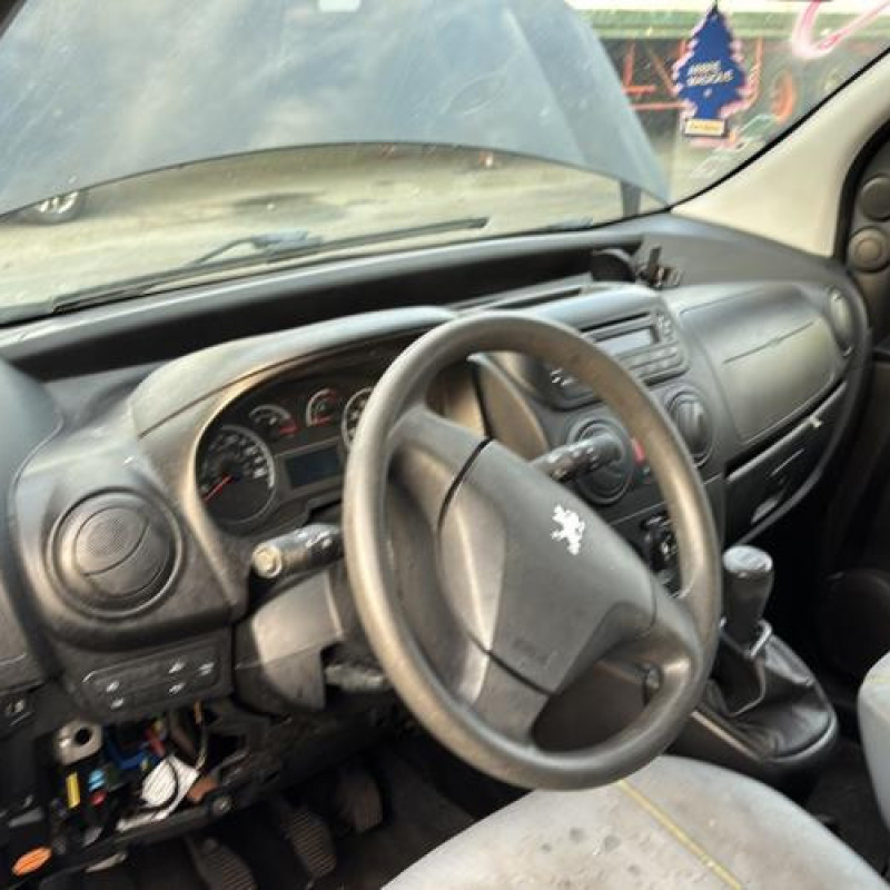 Verin de coffre PEUGEOT BIPPER Photo n°13