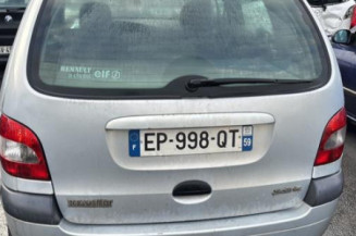 Pare choc arriere RENAULT SCENIC 1