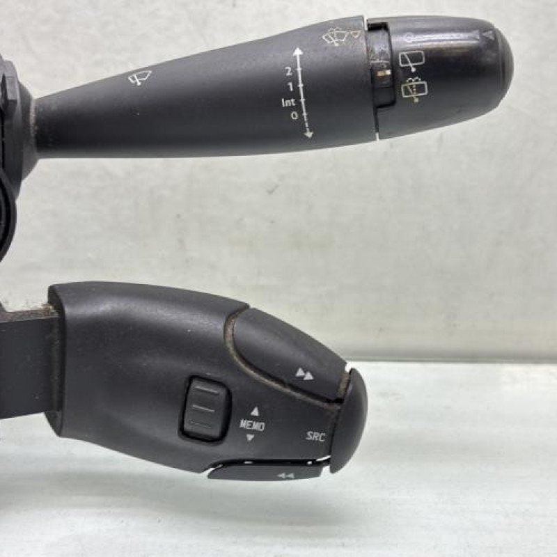 Com (Bloc Contacteur Tournant+Commodo Essuie Glace+Commodo Phare) CITROEN C3 2 Photo n°3