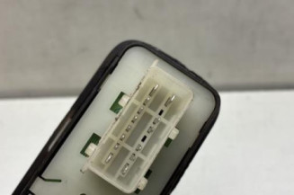 Interrupteur de leve vitre avant gauche CITROEN C3 2