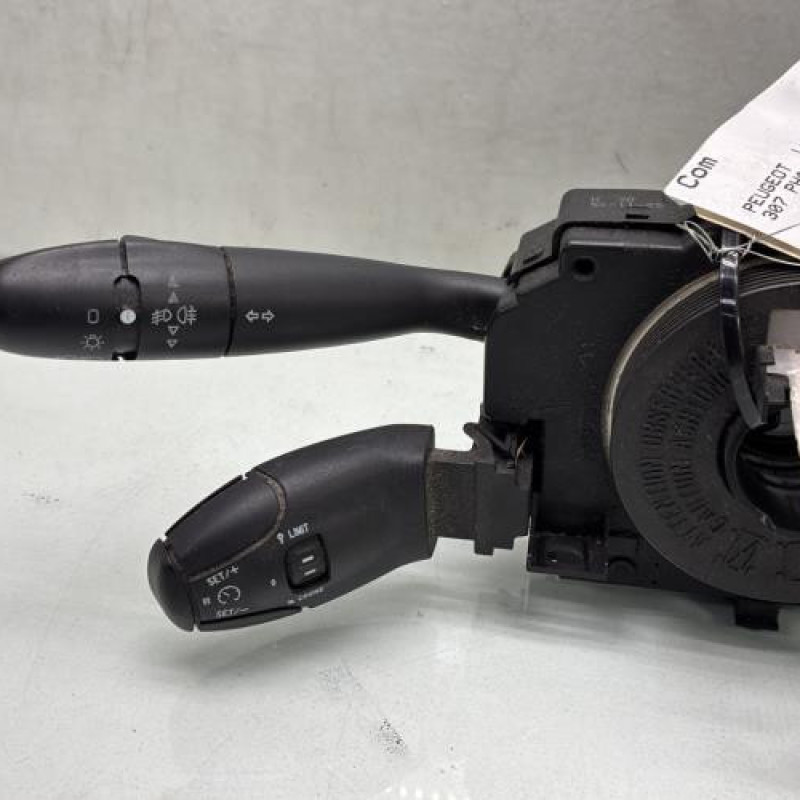 Com (Bloc Contacteur Tournant+Commodo Essuie Glace+Commodo Phare) PEUGEOT 307 Photo n°3