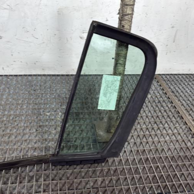 Custode arriere droit (porte) RENAULT CLIO 3 Photo n°4