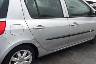 Custode arriere gauche (porte) RENAULT CLIO 3