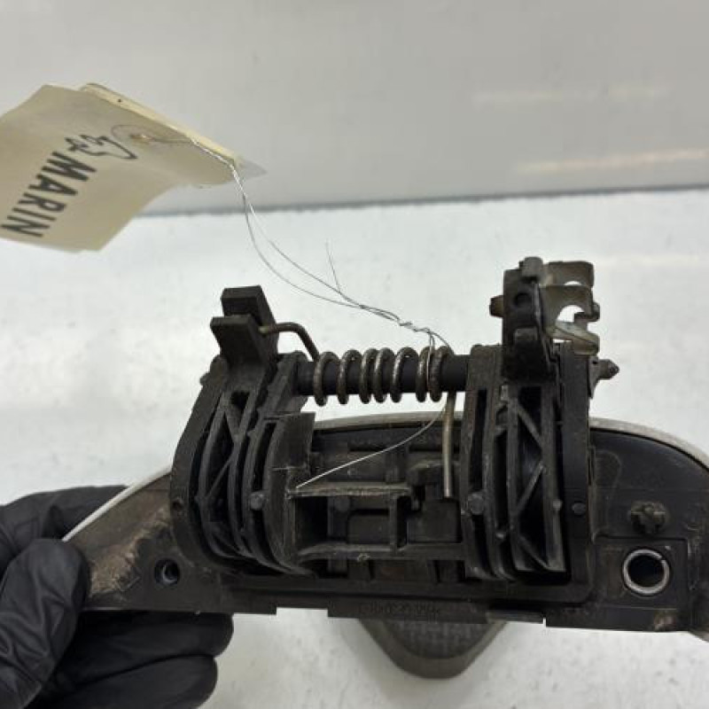 Poignee porte arriere droit DACIA DUSTER 2 Photo n°4