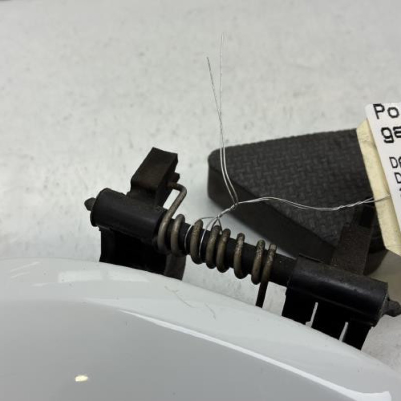 Poignee porte arriere gauche DACIA DUSTER 2 Photo n°4