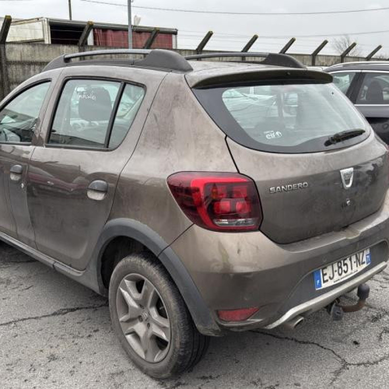 Eclairage de plafonnier DACIA SANDERO 2 Photo n°8