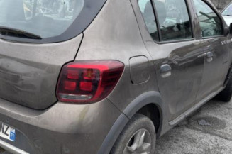 Interrupteur de leve vitre avant droit DACIA SANDERO 2