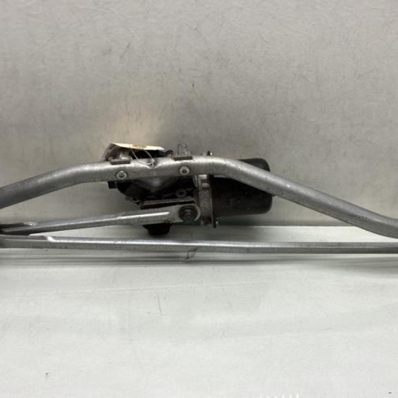 Moteur essuie glace avant DACIA SANDERO 2 Photo n°1