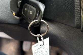 Poignee interieur avant droit DACIA SANDERO 2