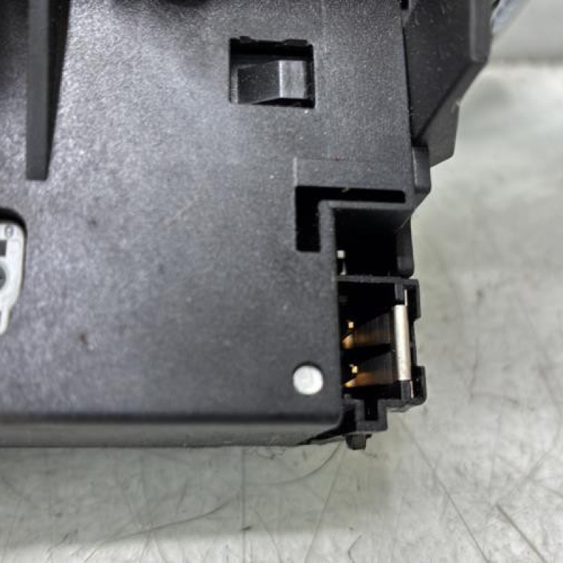 Com (Bloc Contacteur Tournant+Commodo Essuie Glace+Commodo Phare) PEUGEOT 308 1 Photo n°8