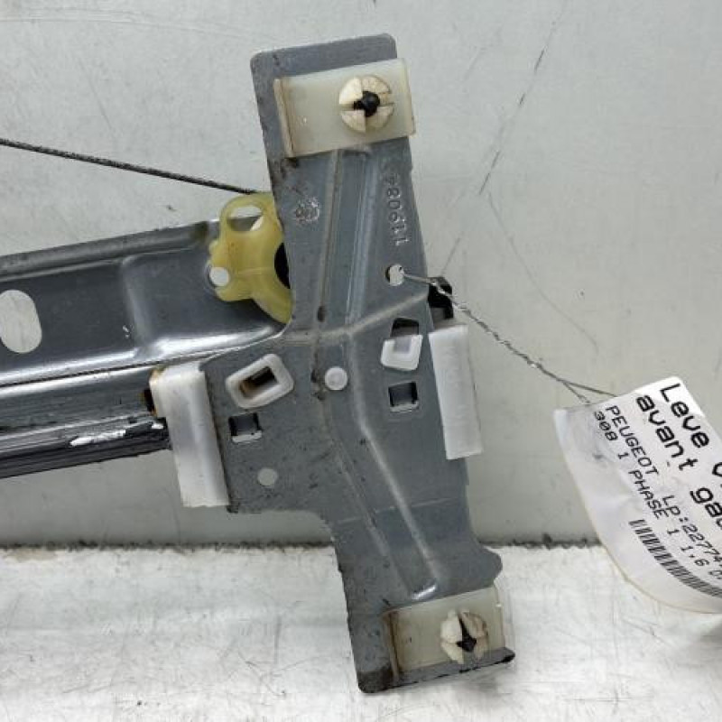 Leve vitre electrique avant gauche PEUGEOT 308 1 Photo n°2