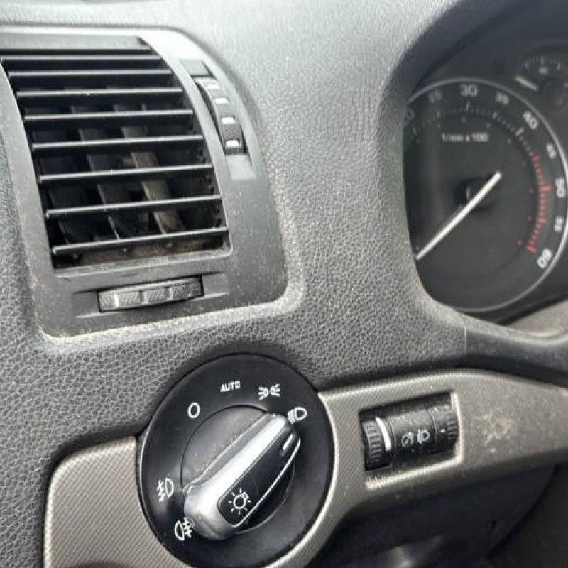 Neiman SKODA OCTAVIA 2 Photo n°20