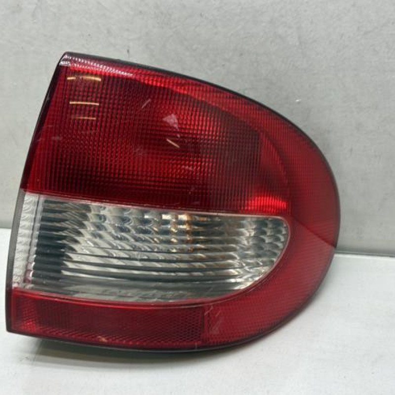 Feu arriere principal droit (feux) RENAULT MEGANE 1 Photo n°1