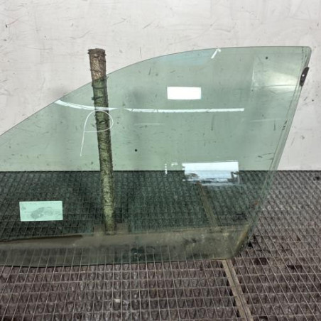 Vitre avant gauche RENAULT MEGANE 1 Photo n°1