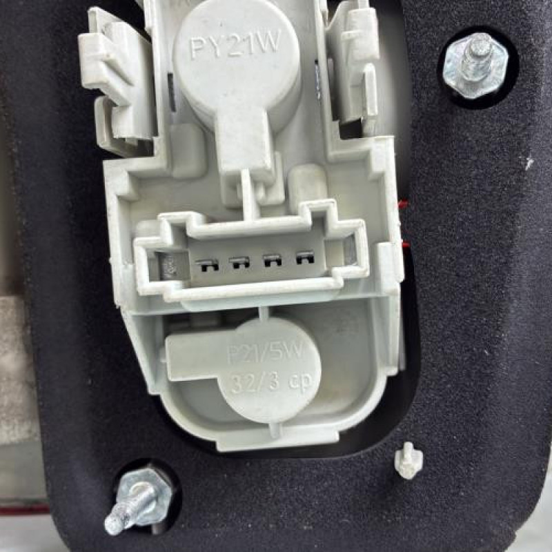 Feu arriere principal droit (feux) MERCEDES CLASSE B 245 Photo n°3