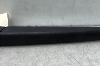 Bras essuie glace arriere OPEL CORSA E Photo n°1