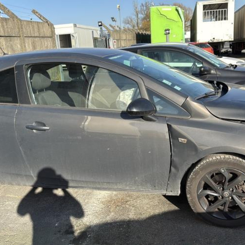 Bras essuie glace arriere OPEL CORSA E Photo n°20