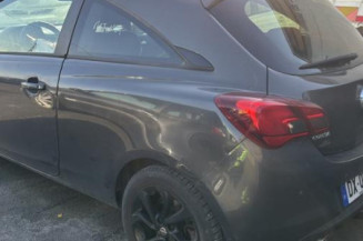 Custode avant gauche OPEL CORSA E