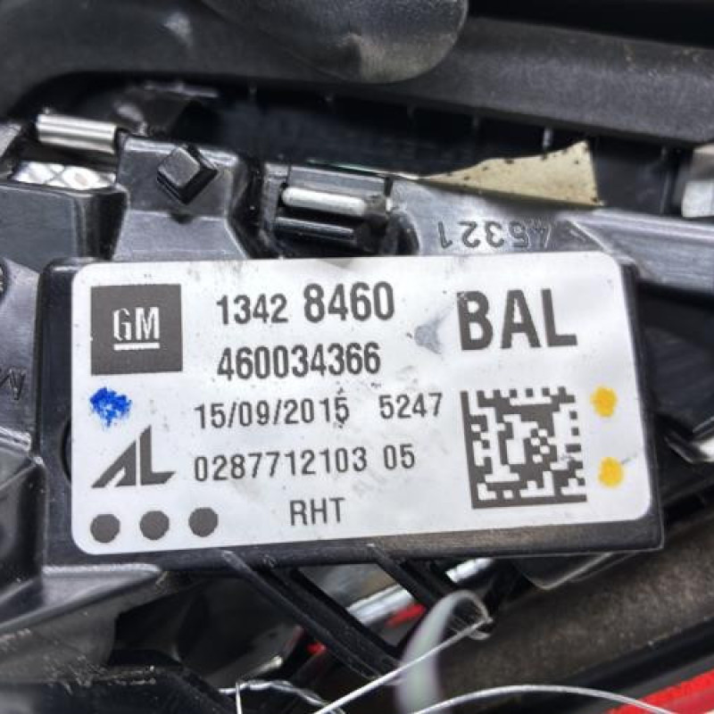 Feu arriere secondaire droit (feux) OPEL CORSA E Photo n°3