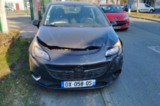 Vitre avant gauche OPEL CORSA E