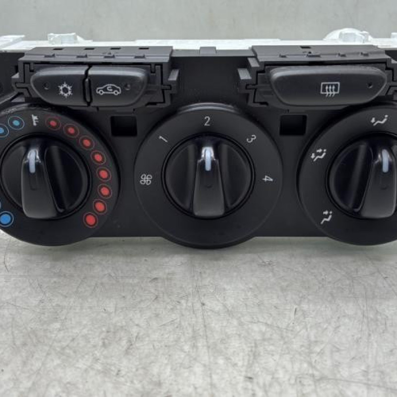 Commande chauffage OPEL CORSA E Photo n°1